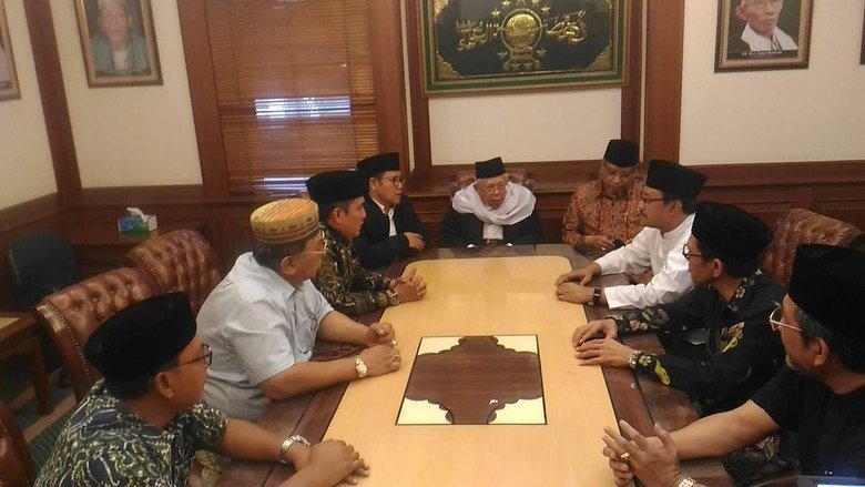 Gus Dur, Megawati dan “Tikungan” Mahfud
