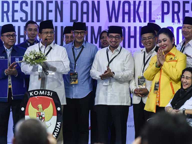 Ketika Prabowo Umumkan Calon Menteri - PinterPolitik.com