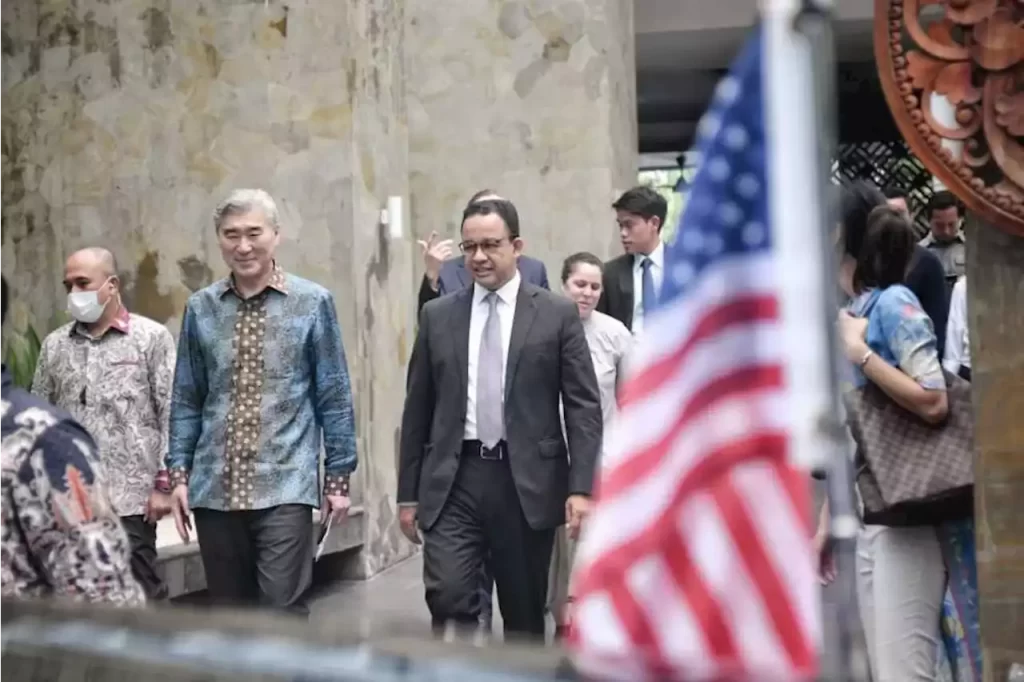 Amerika Jadi Bandar Anies?