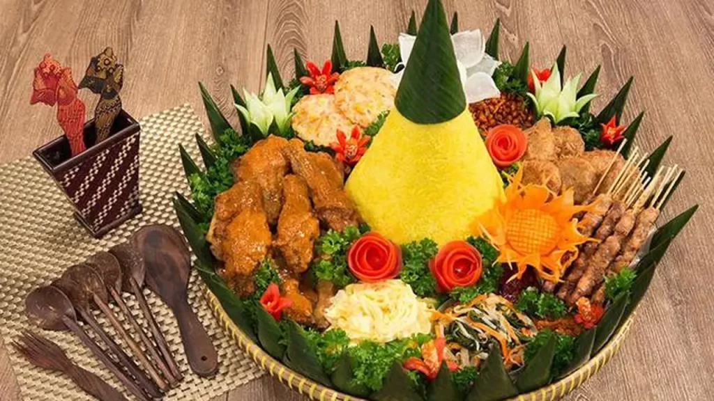 Nasi tumpeng