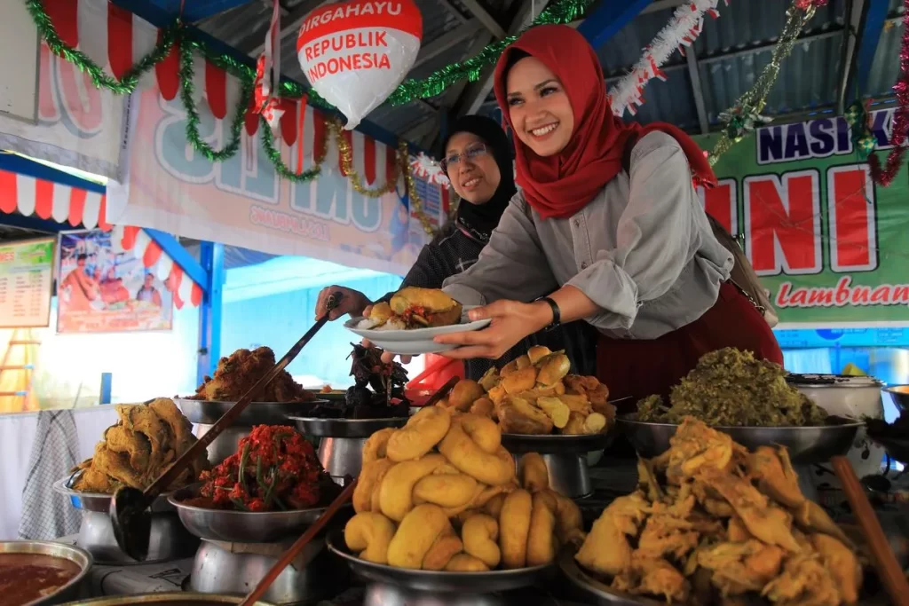 Penjual nasi kapau