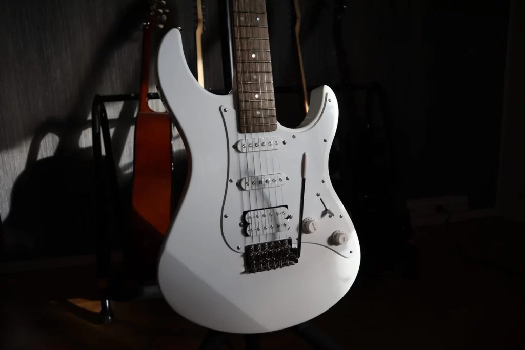 yamaha pacifica guitar