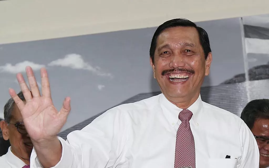 Luhut Menteri Paling Repot