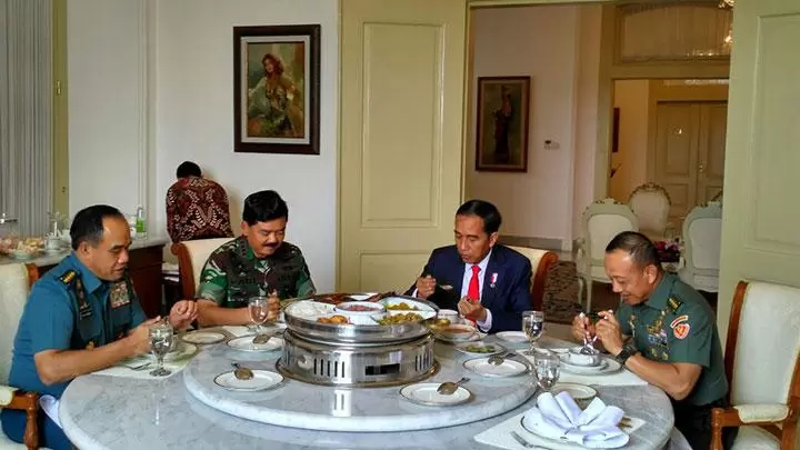 Panglima ‘Tergoda’ Diplomasi Presiden