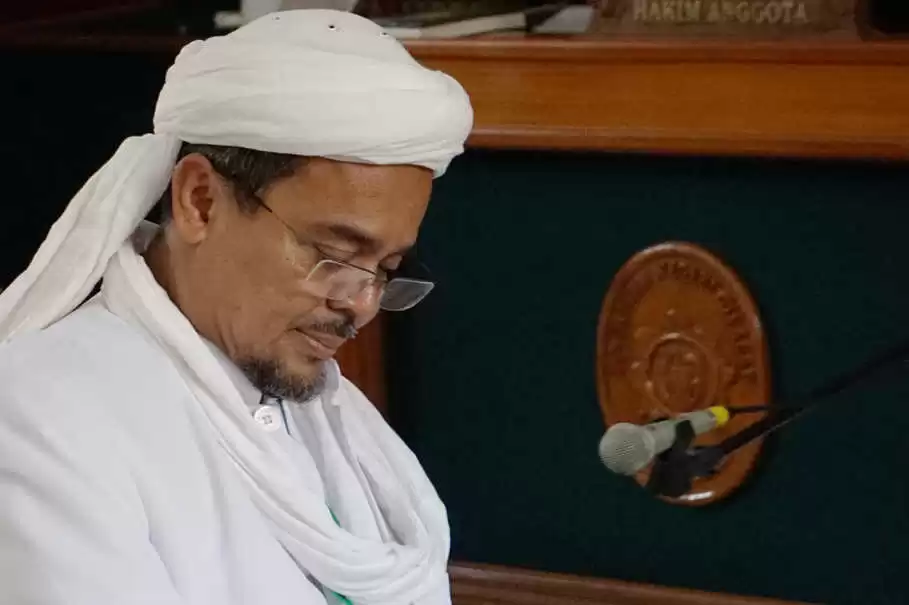 Siapa Musuhi Rizieq?