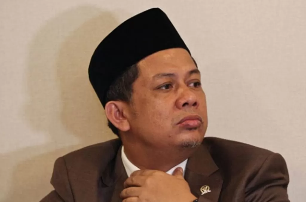 Fahri Bubarkan PKS?