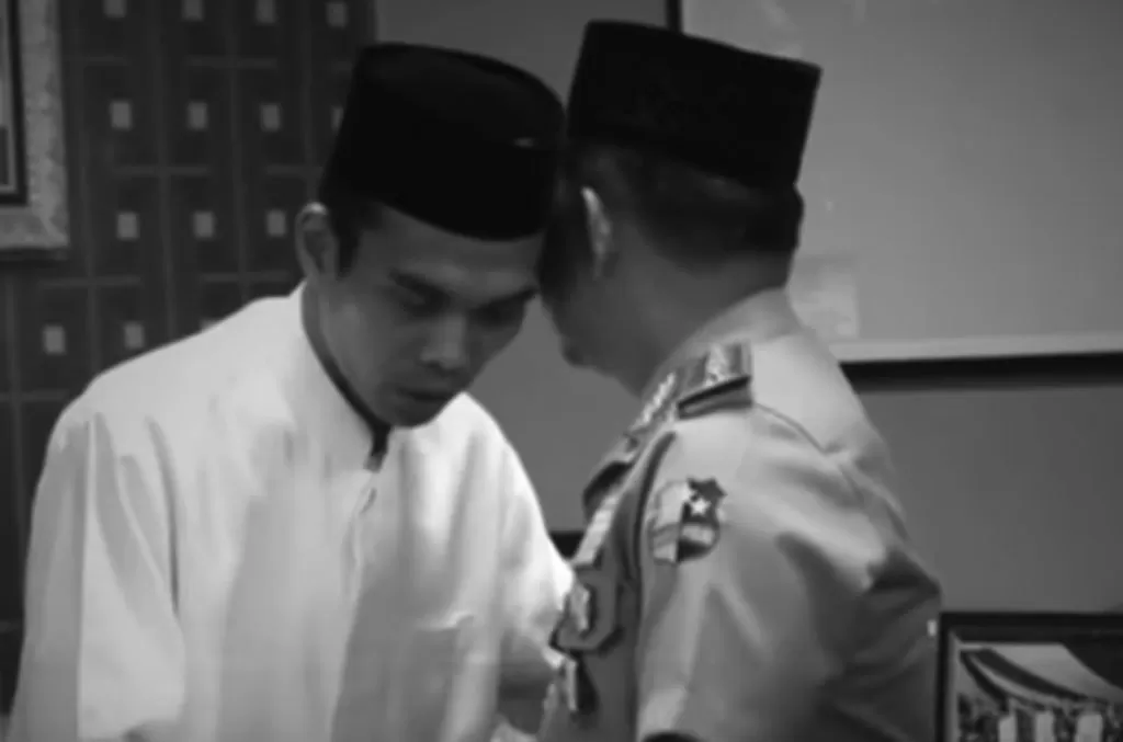 Ustadz Somad ‘Pembisik’ Kapolri