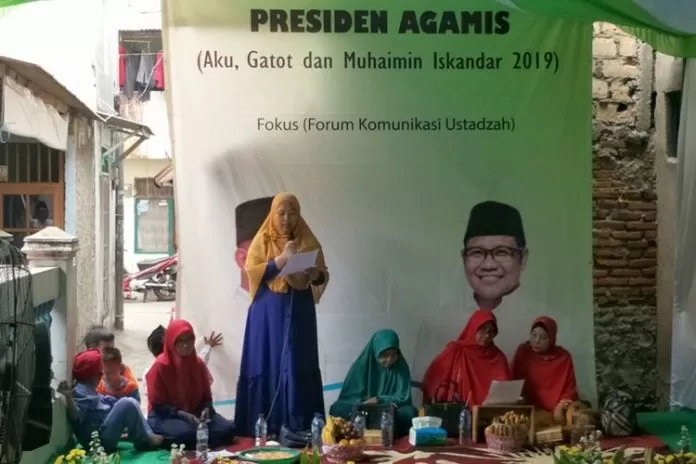 Ustazah Kepincut Gatot-Muhaimin