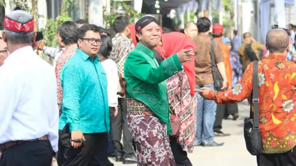 Sumringah Romi si Cawapres Jokowi