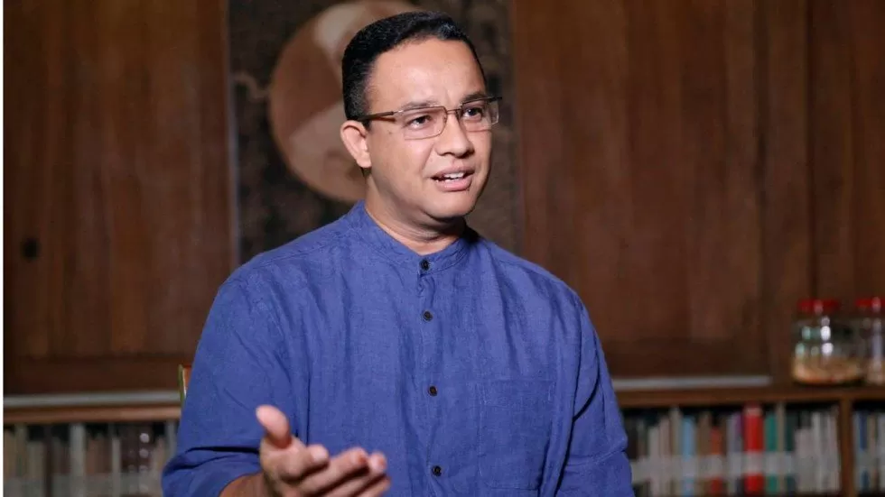 Mendaulat Anies, Gubernur Indonesia