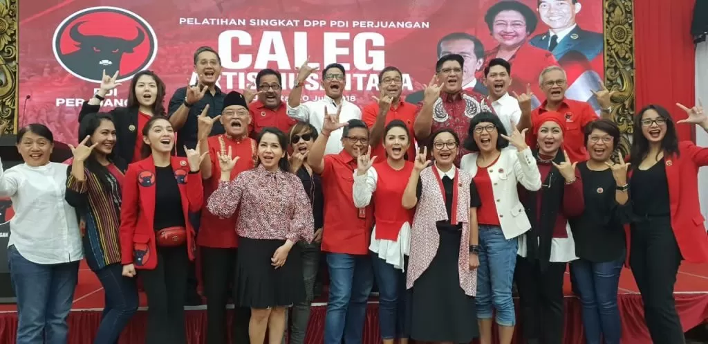 Caleg artis PDIP