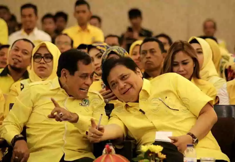 Golkar Niat Pindah Kubu