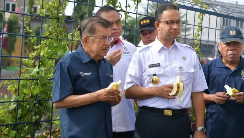 JK dan Anies di kali item