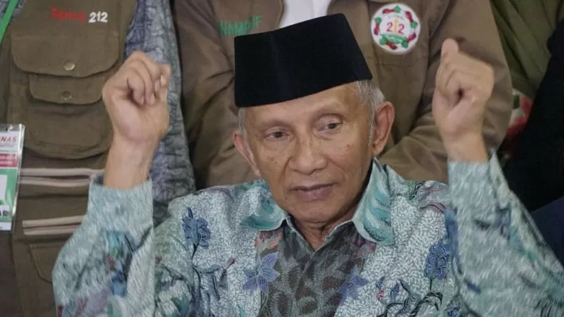 Amien Rais, “Dukun” Nasional? 