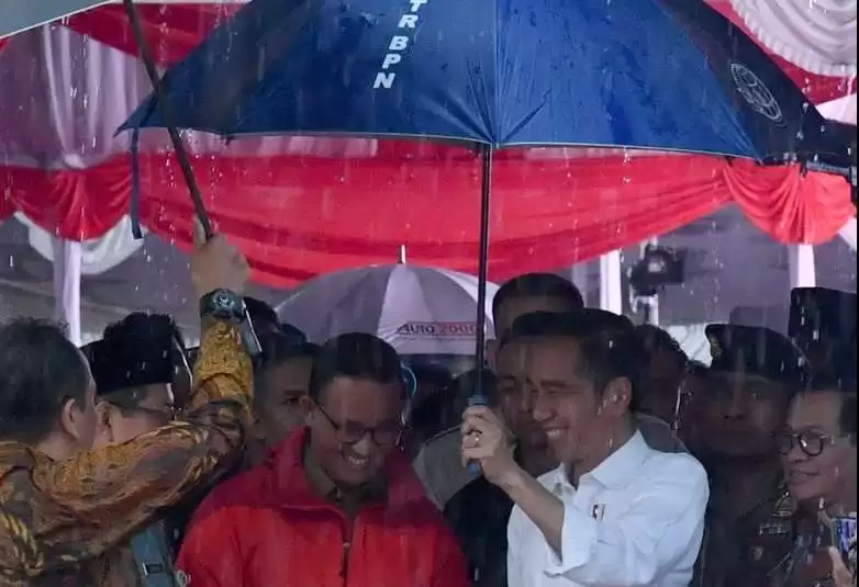 payung jokowi anies