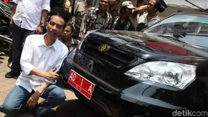 mobil esemka jokowi