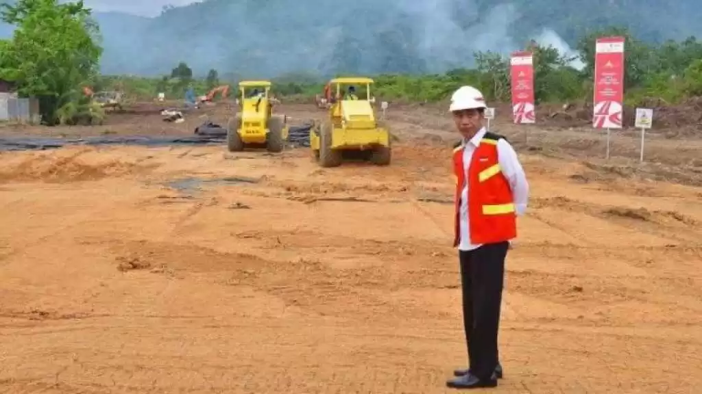 tol salatiga ambrol