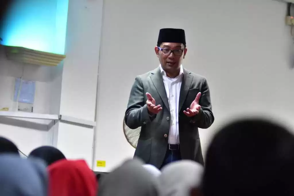 TAP Ridwan Kamil, Sarang Timses?