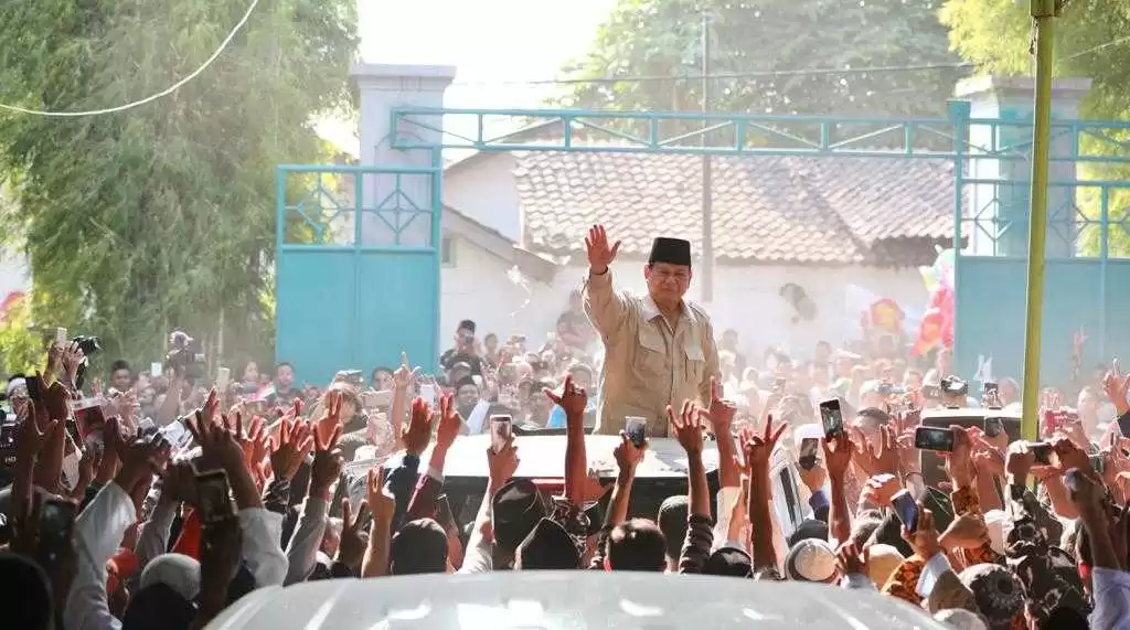 Pendukung Antusias, Prabowo Karismatik?