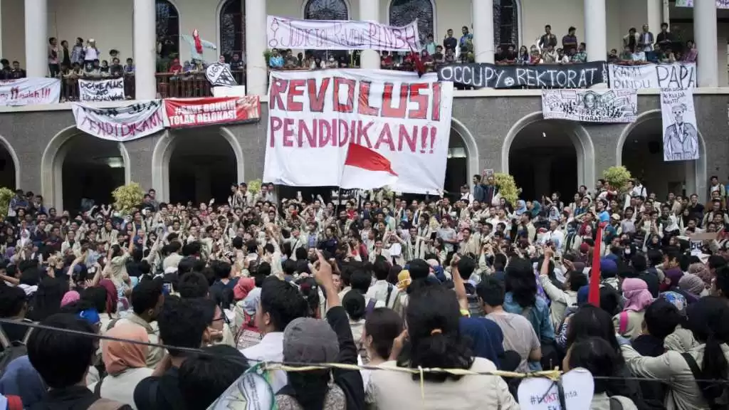 Mencari Politik Sang Penyambung Lidah