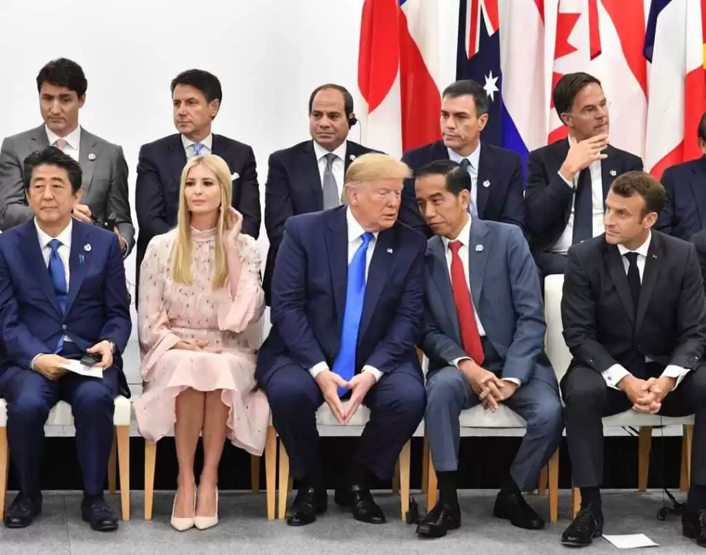 Misteri Foto G20 Jokowi