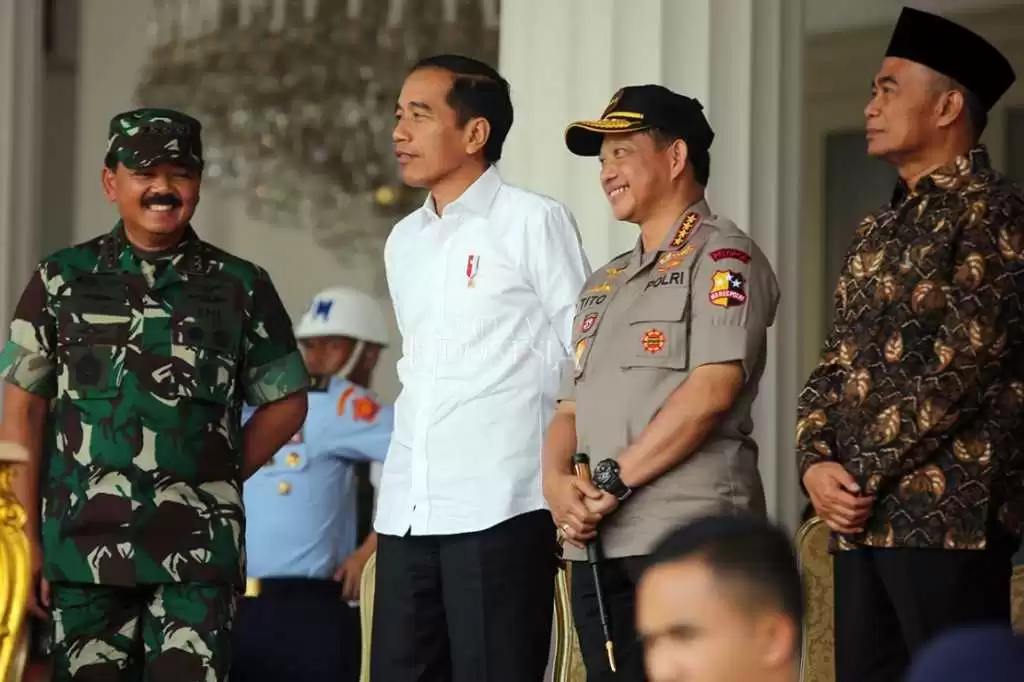 TNI Polri Seimbang Jokowi Aman