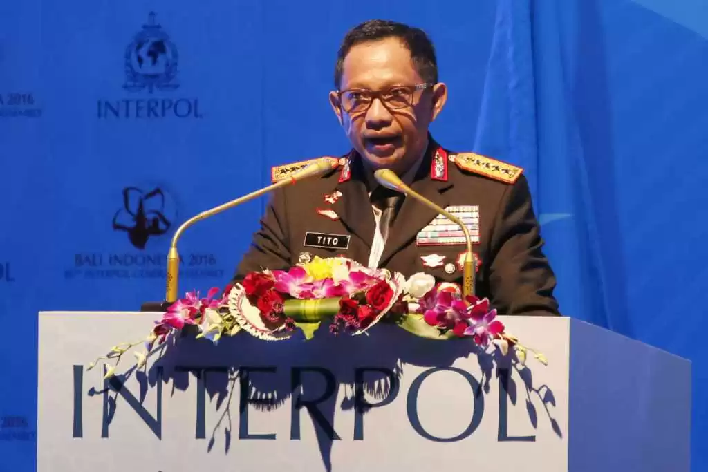 Menguak Kesaktian Interpol