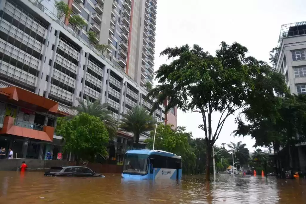 Banjir, Antara Anies dan Warga