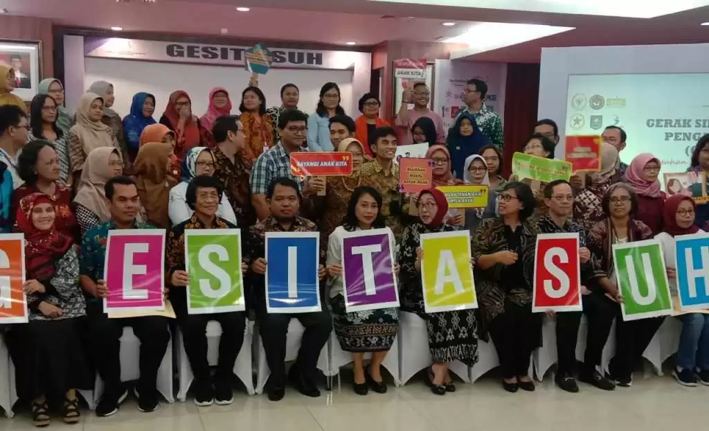 Bintang Puspayoga Luncurkan Gesit Asuh