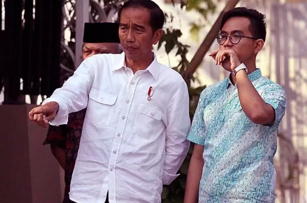 Gibran, Perang Terbuka Jokowi vs PDIP?