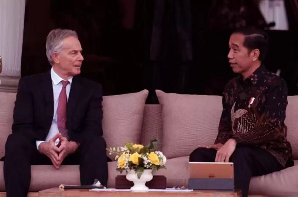 Fadli Zon Lawan Tony Blair?