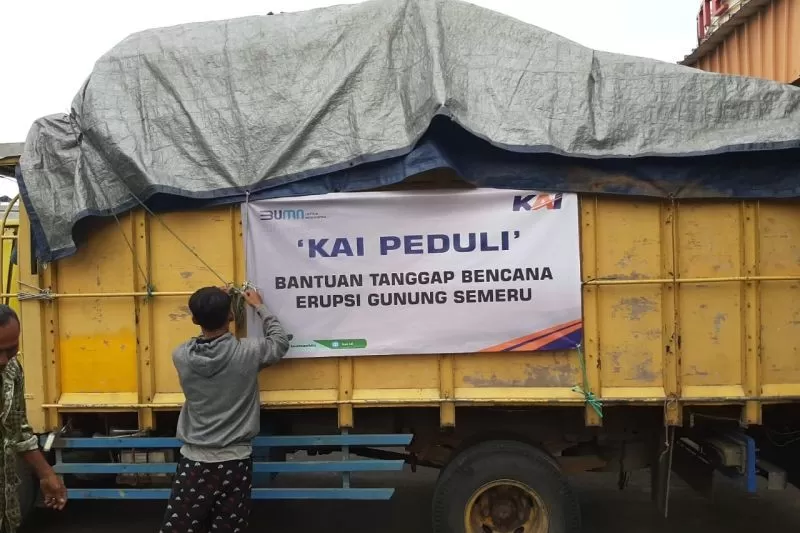 Semeru Meletus, Politik Bencana?