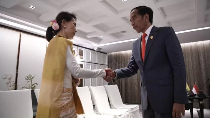 Arti Kudeta Myanmar Bagi Jokowijpg-w700