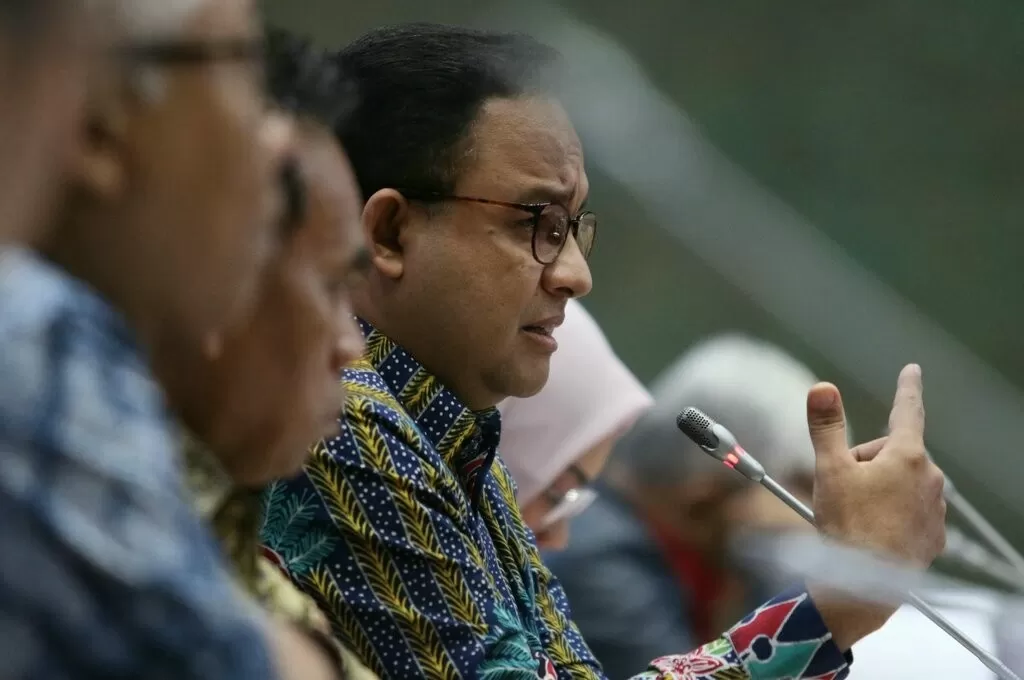 Denda Vaksinasi, Antiklimaks Karier Anies