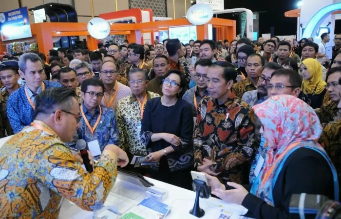 Digitalisasi Birokrasi Antara Peluang dan Tantangan