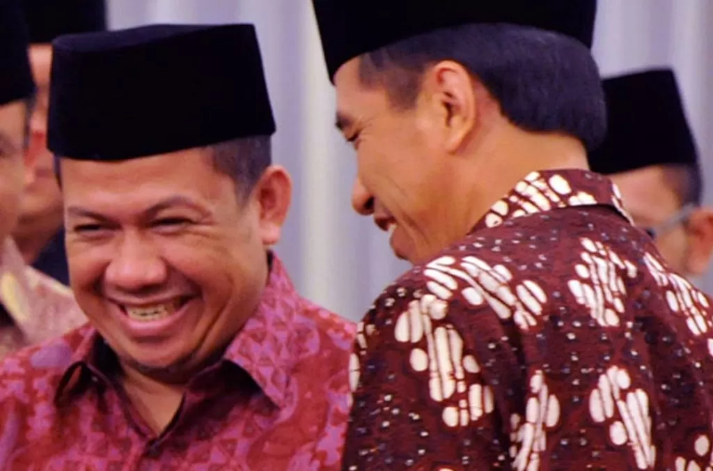 Fahri Menuju Anak Kesayangan Istana