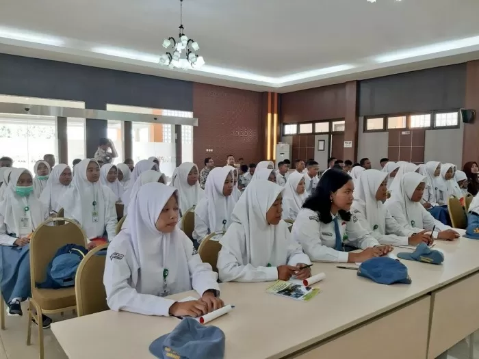 Globalisasi dan Komersialisasi Pendidikan