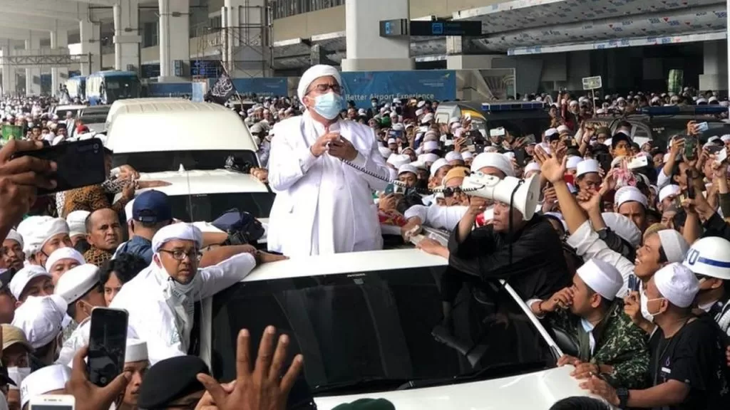 Hiperbola Ketokohan Habib Rizieq