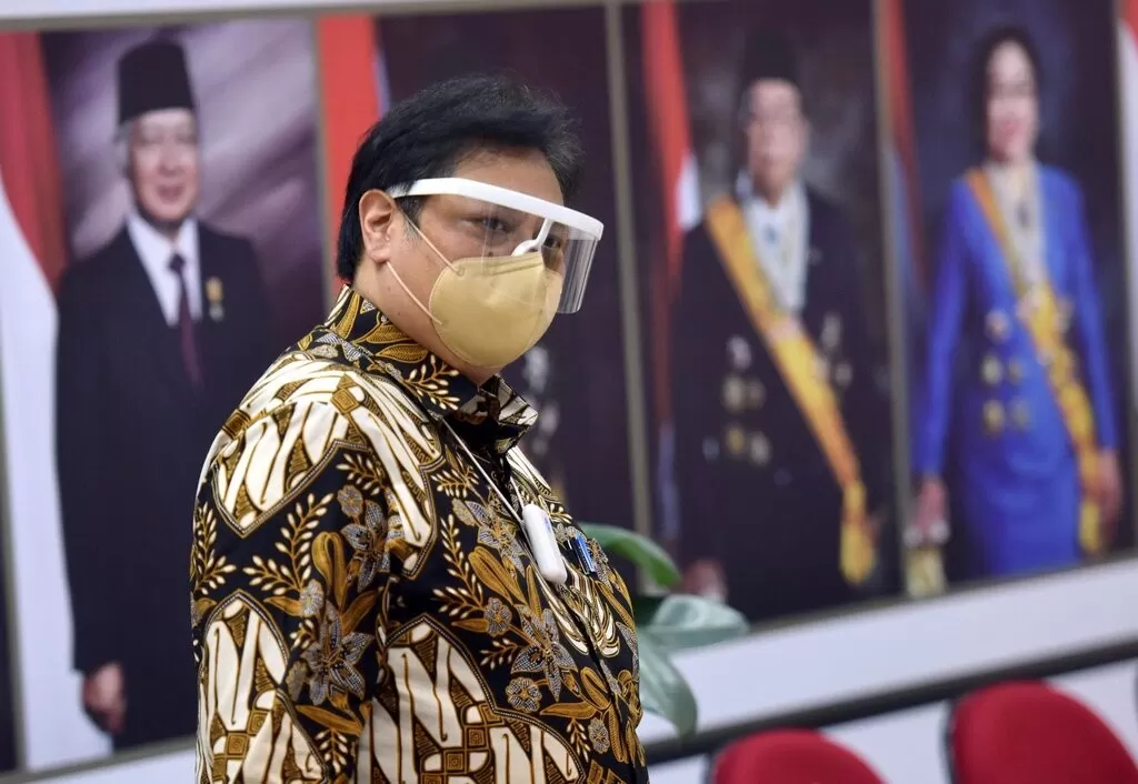 Mission Impossible Golkar dan Airlangga