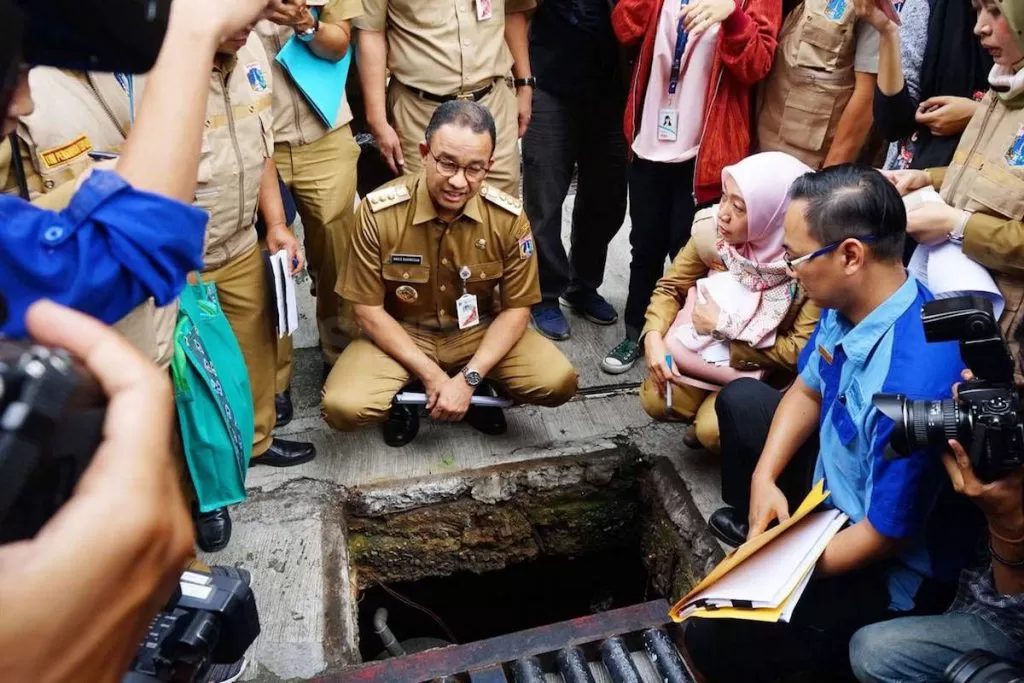 Mungkinkah Anies Terperosok Sumur Resapan