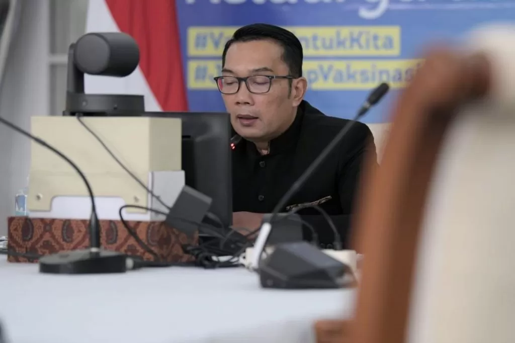 Nyontek Cerdas ala Ridwan Kamil