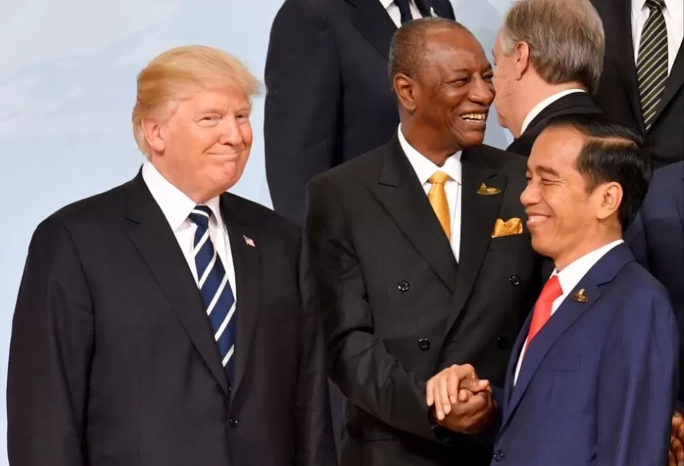 Saatnya Jokowi Tiru Gaya Trump