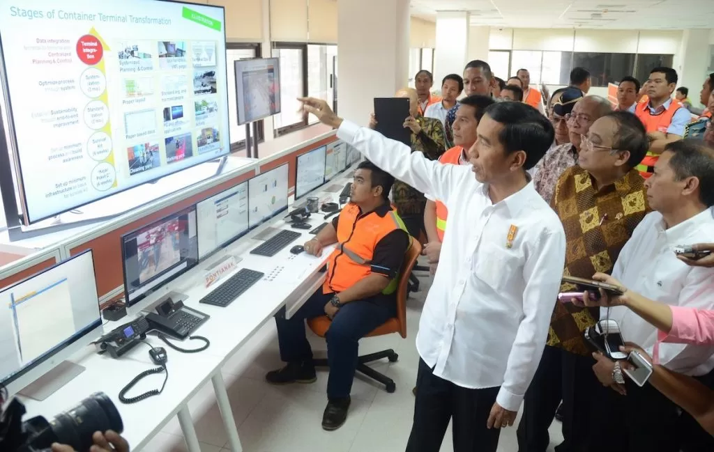 Siasat Jokowi Berantas Premanisme