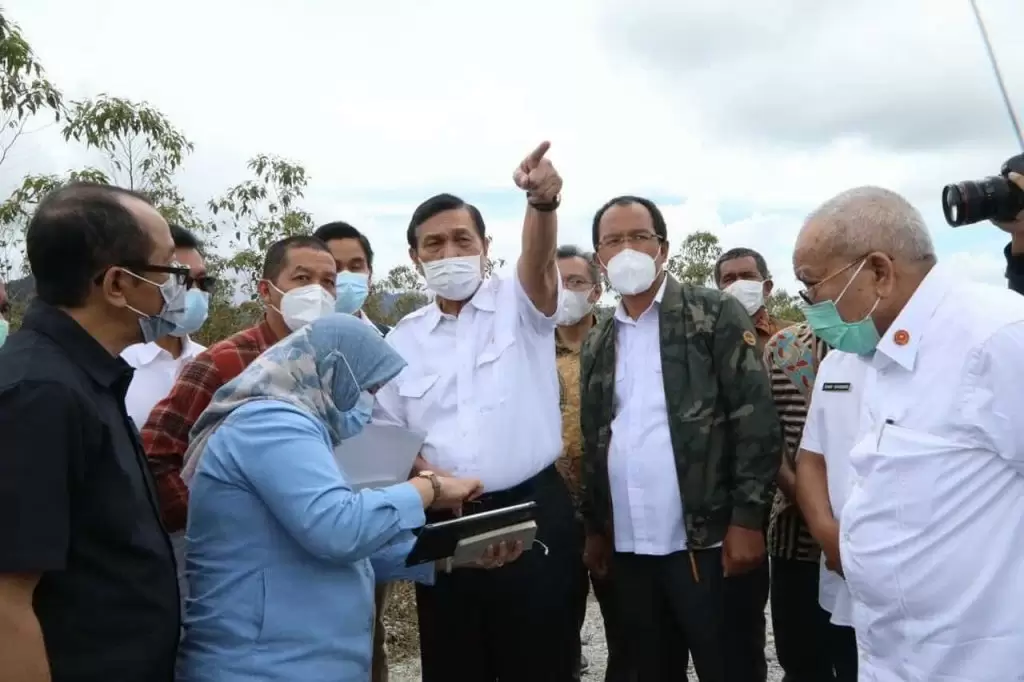 Siasat Luhut ‘Lenyapkan’ Batu Bara