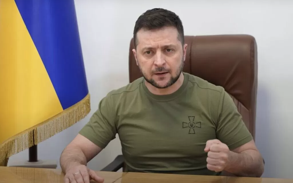 Strategi Kaos Oblong ala Zelensky