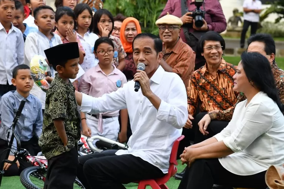 jokowi bukan presiden pendongeng