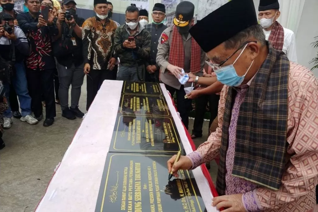 menyoal pemalsuan tanda tangan jk