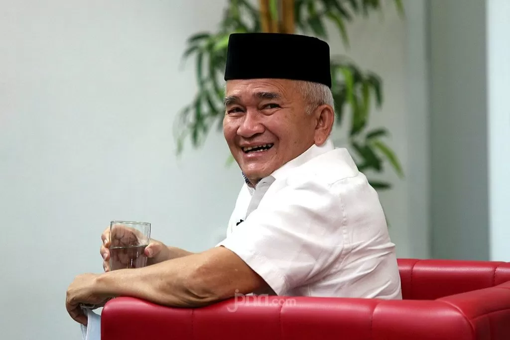 Ruhut Menyemai Simpati Untuk Anies?