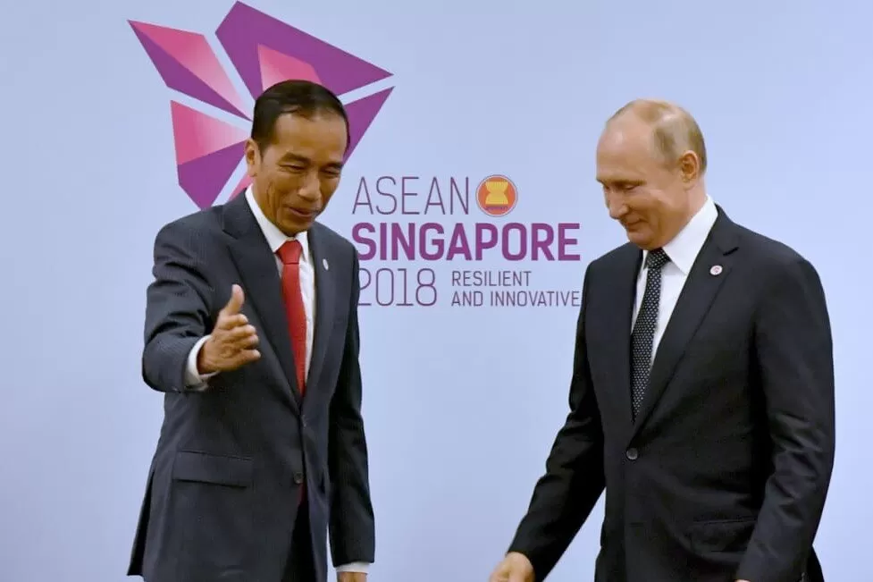 jokowi di php putin