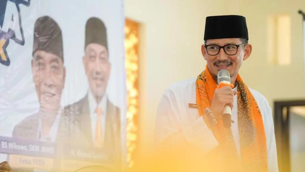 sandiaga pks